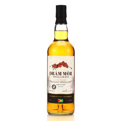 Uitvlugt 24 Year Old  Dram Mor